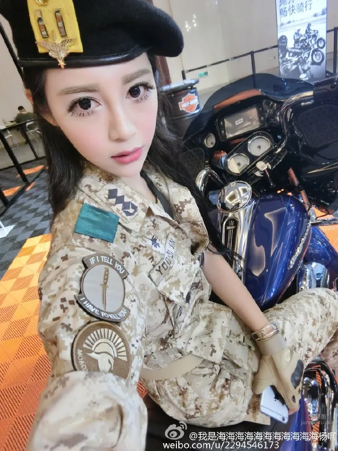 Hai Yang - Heroic and Dashing Military Uniform Photos photo 10