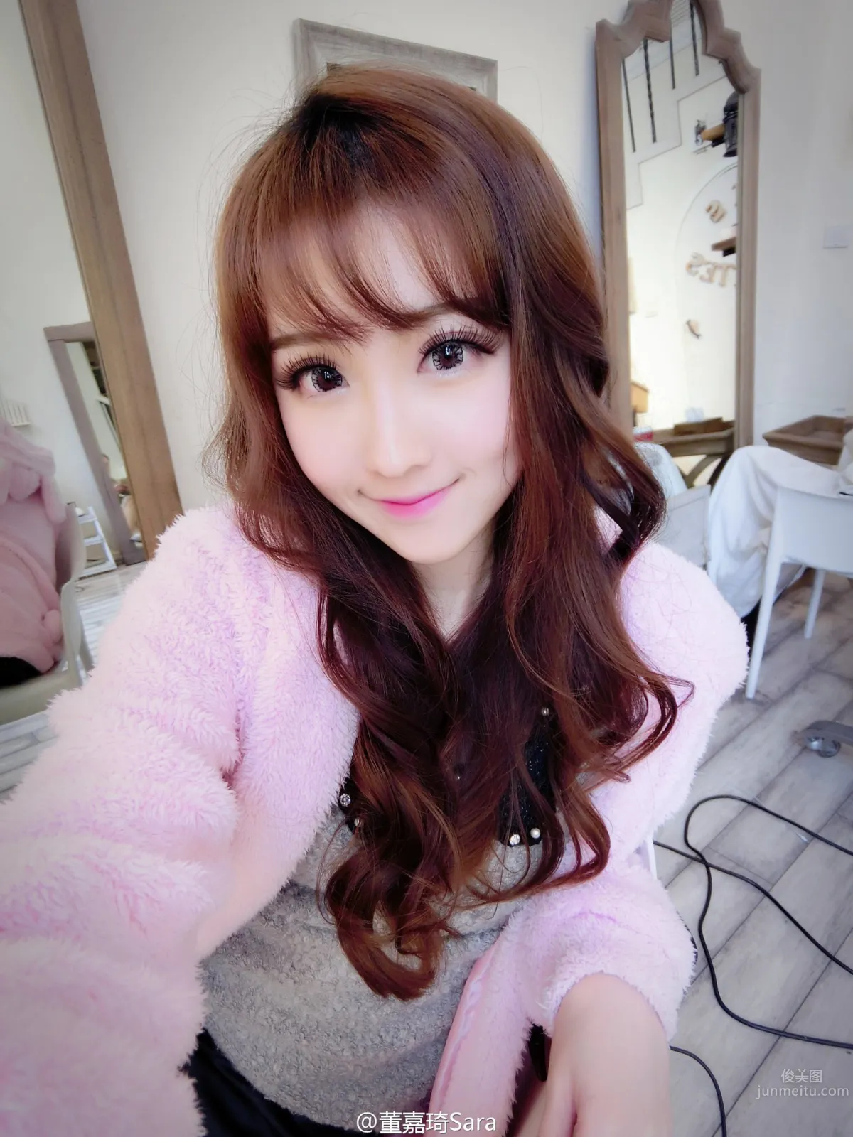 Dong Jiaqi: Sara photo 12