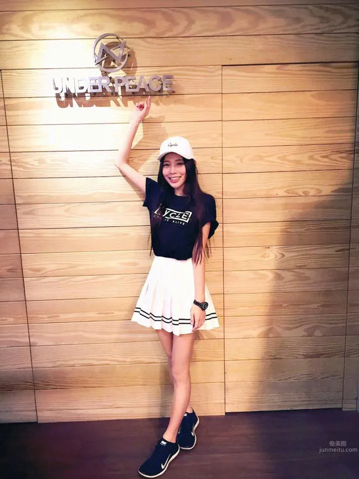 張香香- 網絡女神美豔自拍照 6