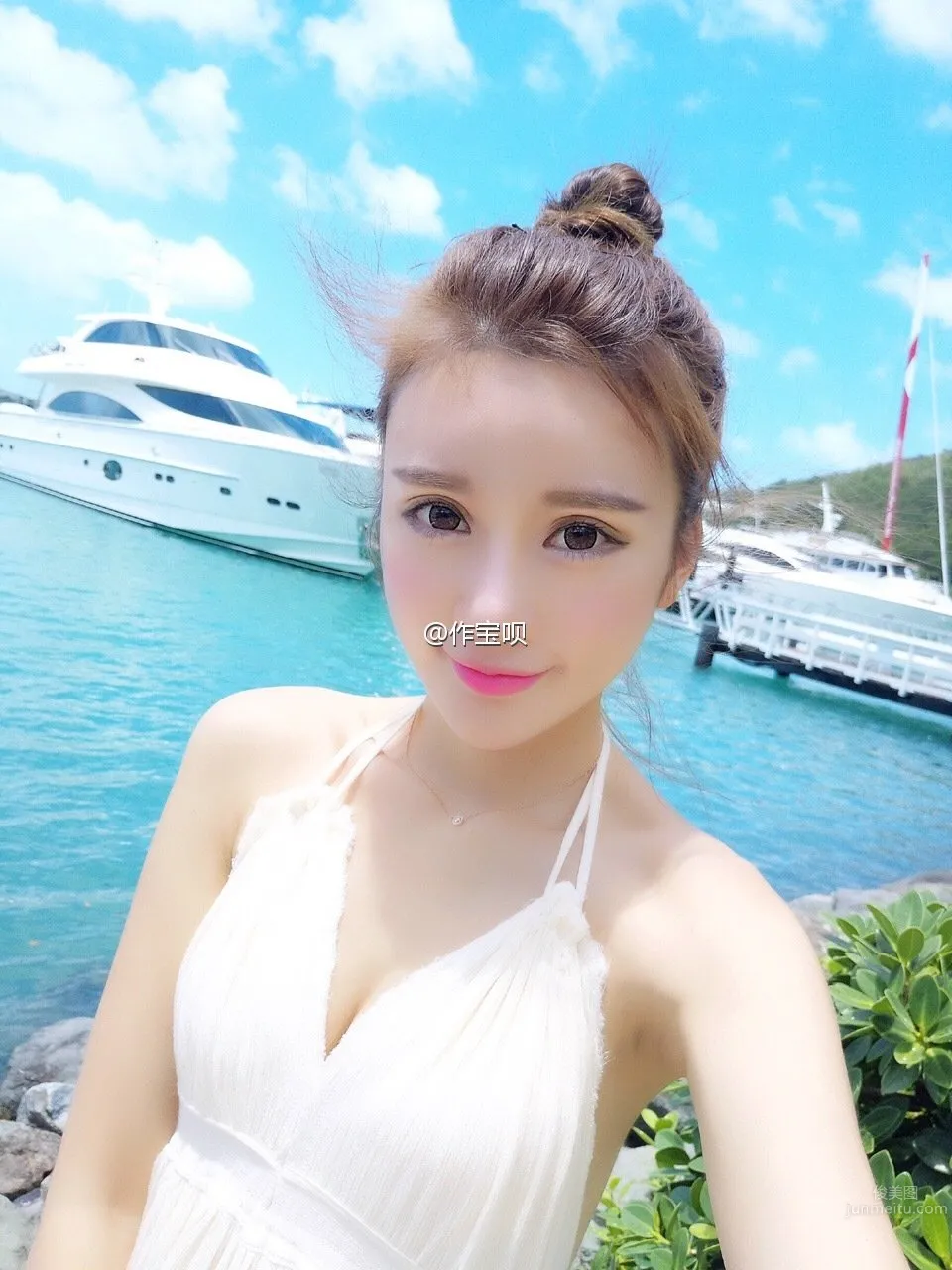 Jia Zhen - Big-Eyed Girl Fresh Bikini Beautiful Photos photo 16