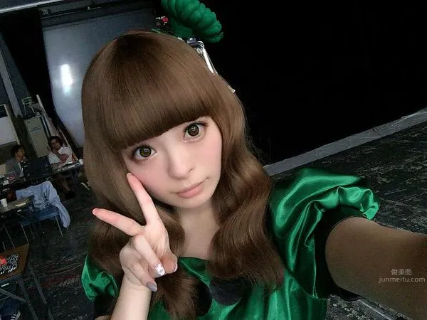 卡莉怪妞- 非主流美女私房照 21