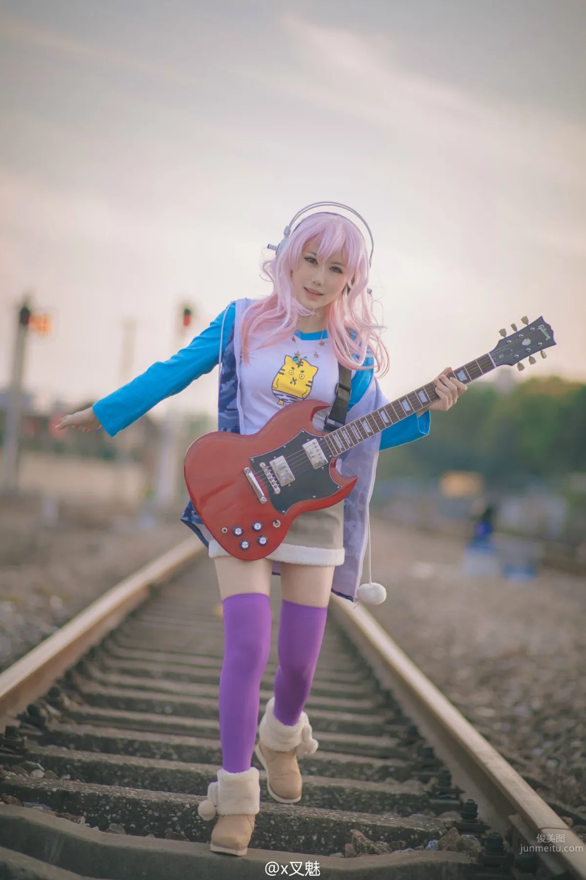 x Chamei: x Cos photo 31