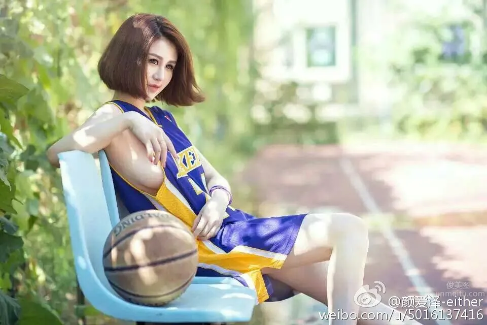 Yan Aize: Photo Set 2025 photo 13