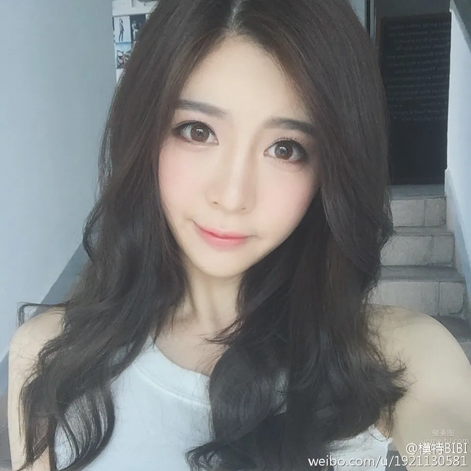 Huanghui BIBI - Internet Celebrity Goddess Super Beautiful Private Photos photo 9