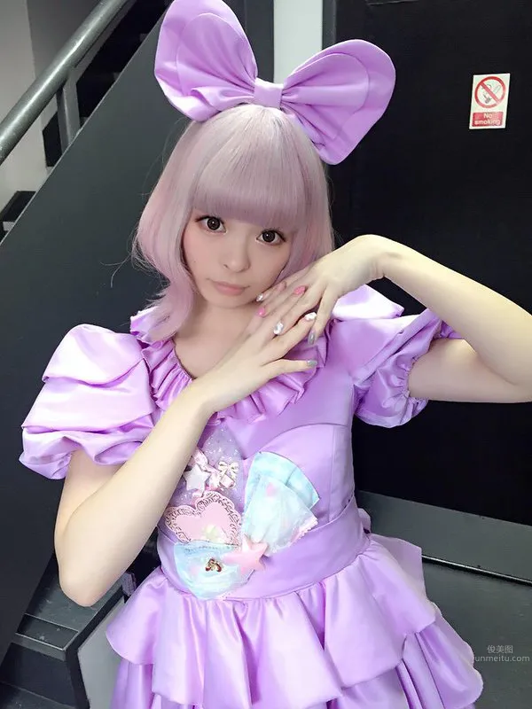 卡莉怪妞- 非主流美女私房照 20