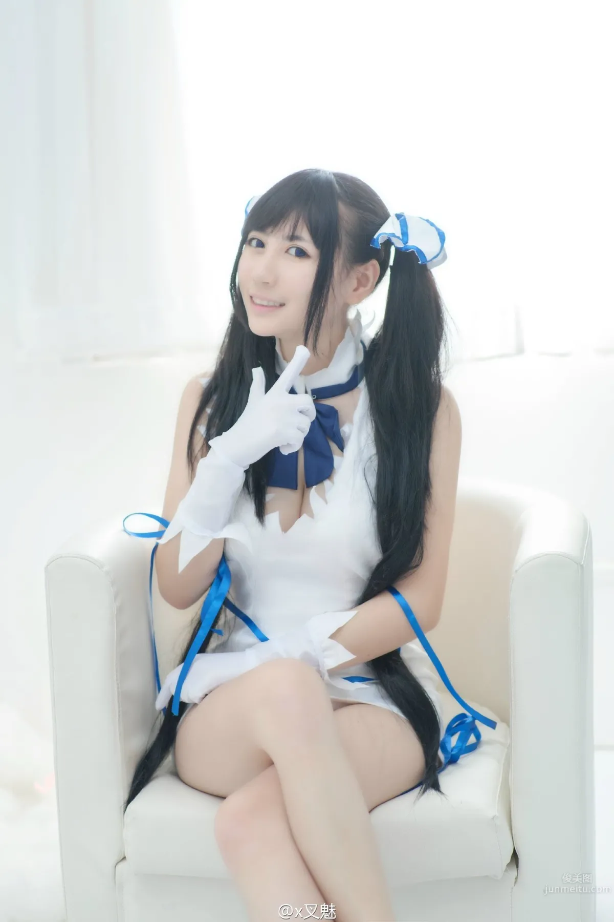 x Chamei: x Cos photo 22