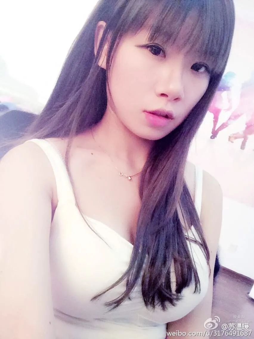 苏温暖- 全民TV女主播私房照_16