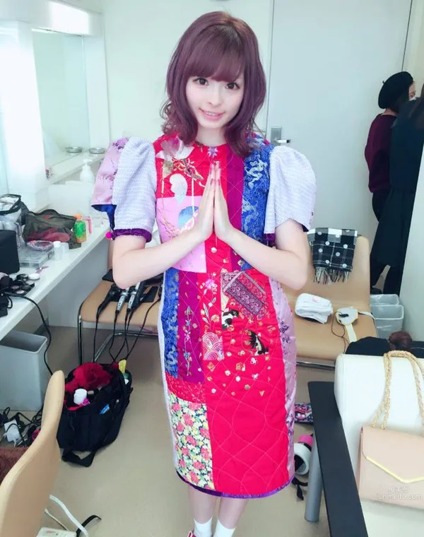 卡莉怪妞- 非主流美女私房照 14