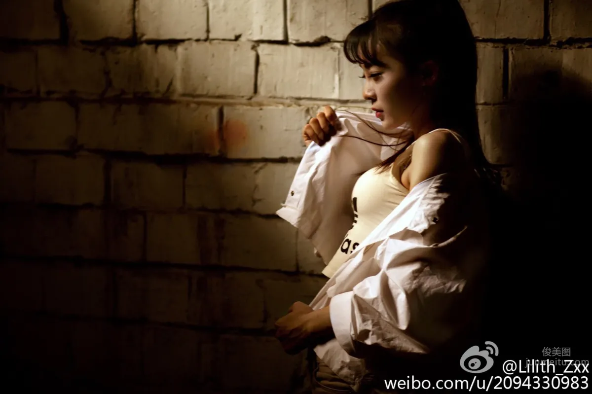 Mio莉莉丝- 微博唯美写真美图_24