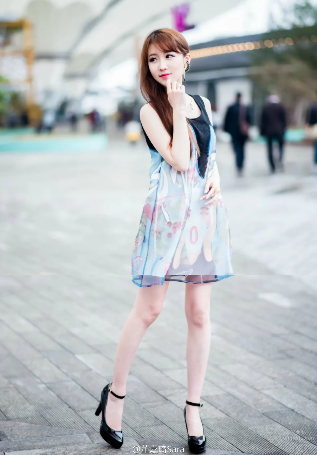 Dong Jiaqi: Sara photo 7