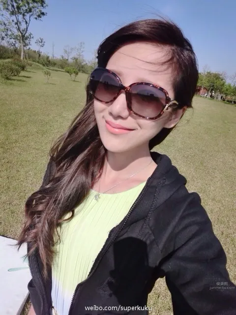 Hong Yu Kuku, A Sweet and Sunny Beauty photo 15
