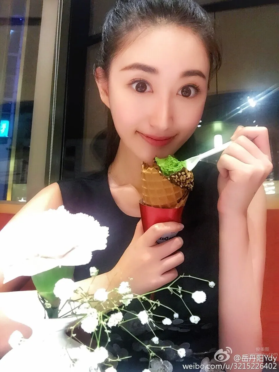 嶽丹陽- 西南校花微博美圖 3
