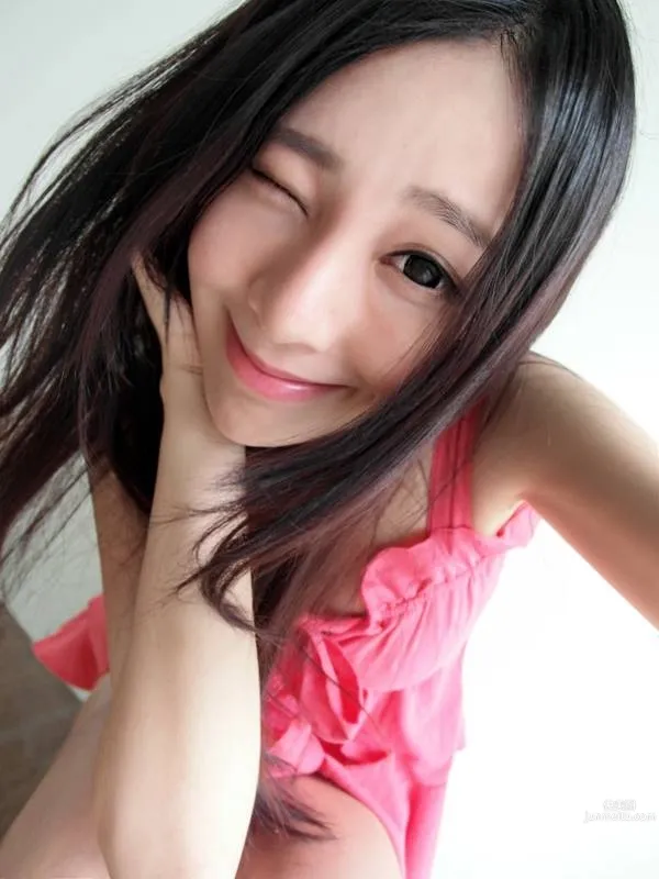 張香香- 網絡女神美豔自拍照 24