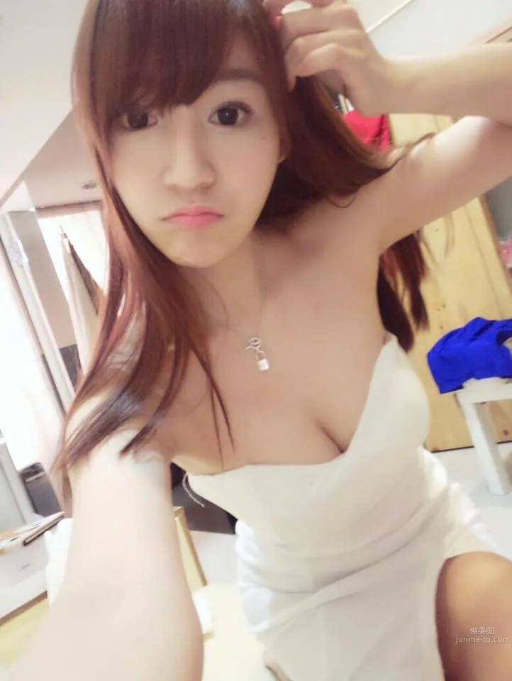 恩齐儿(恩绮儿)- 容貌和身材都超犯规的理工科美人_8