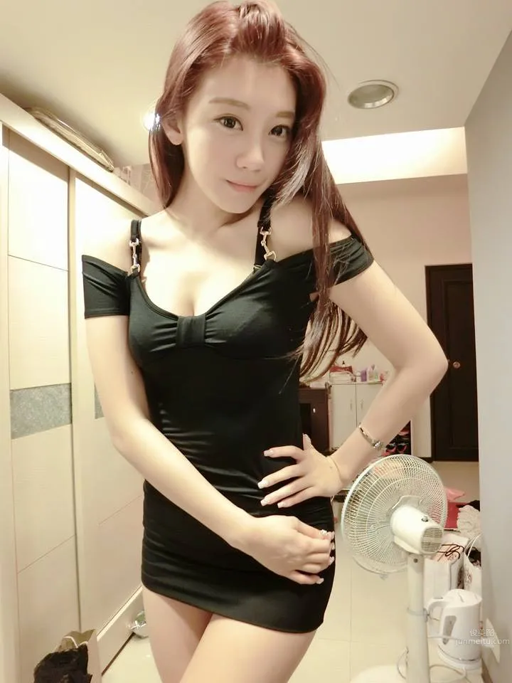 Mina Liu (Hua Hua) - The Super Charming 34C Sexy Bombshell photo 10