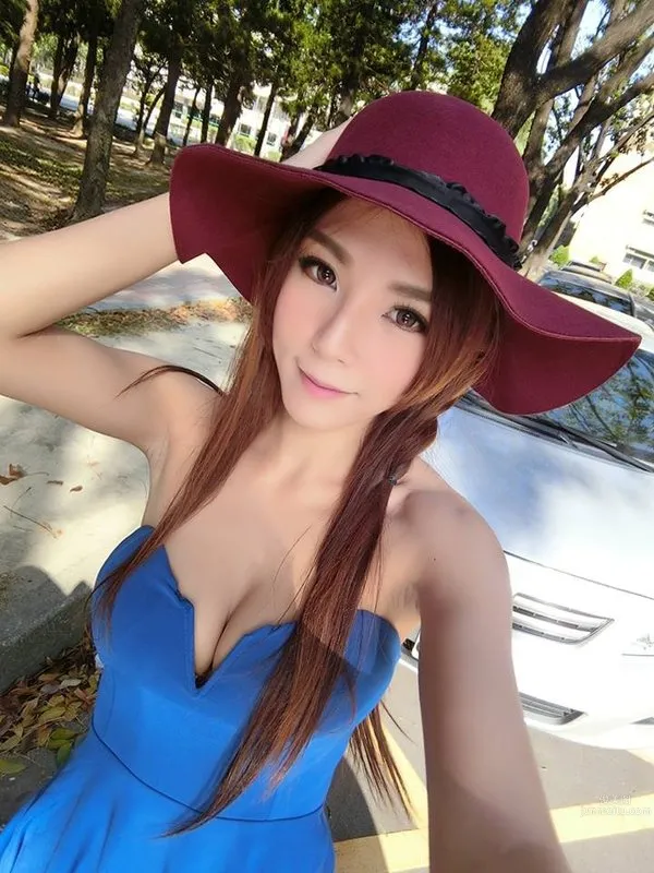 Lin Sijia: Revy photo 26