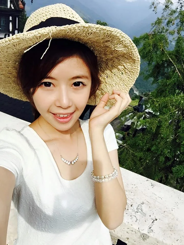 Lin Yuzhen, Tamkang University Number One Beauty Private Shoot photo 14