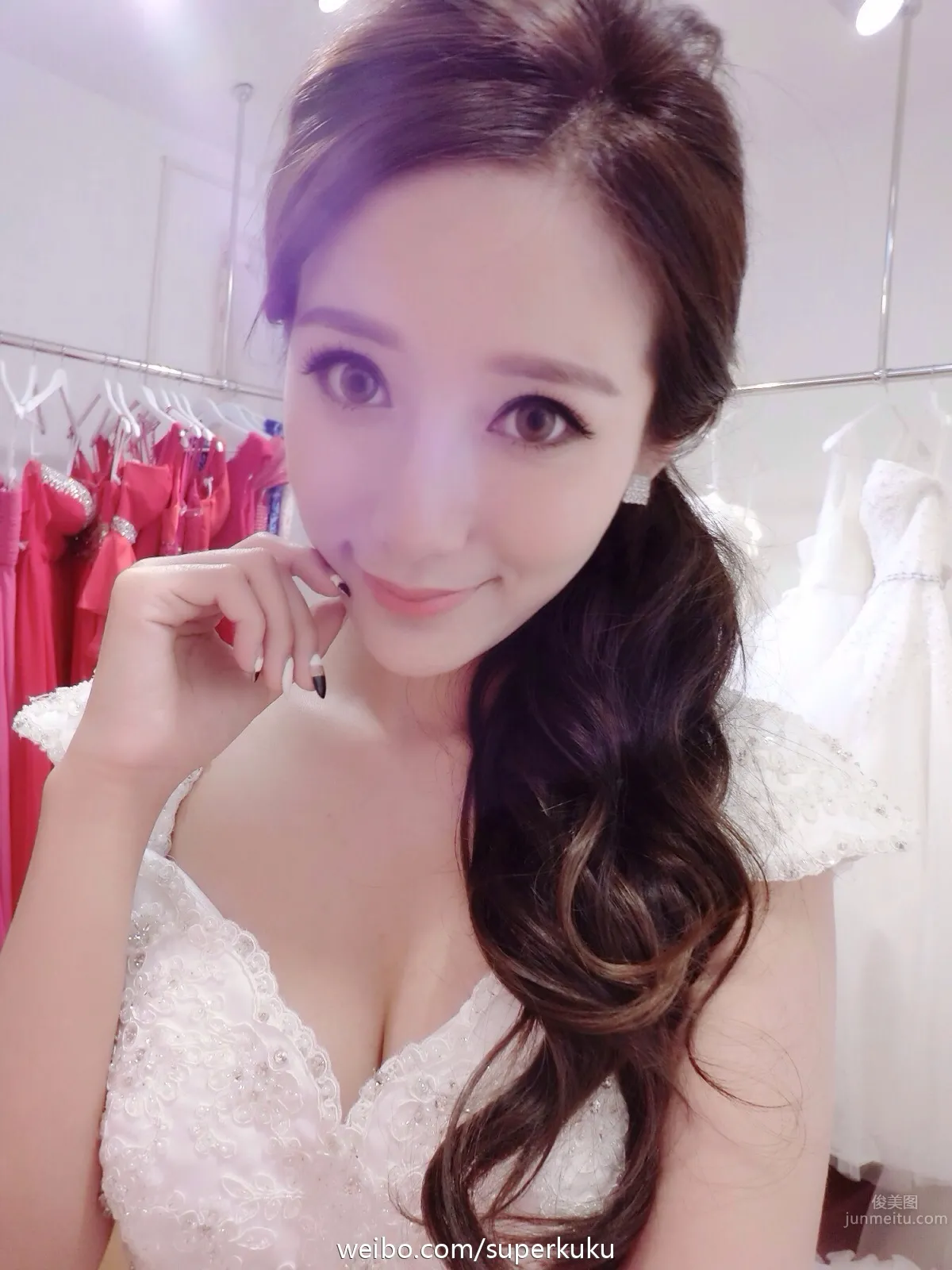 Hong Yu Kuku, A Sweet and Sunny Beauty photo 22