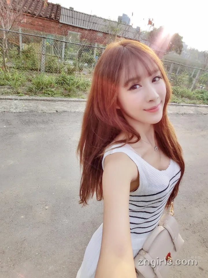 Xiaqing Miso, Beautiful Legs Model Private Photos photo 8