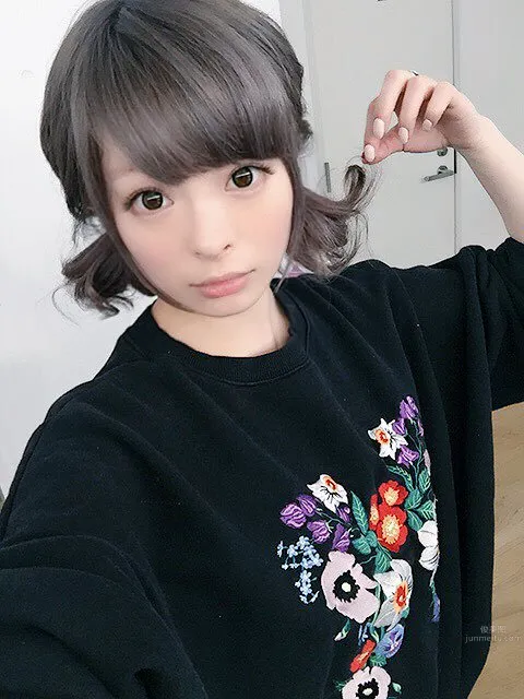 卡莉怪妞- 非主流美女私房照 8