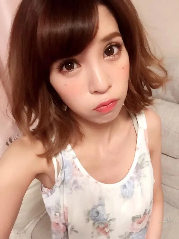 坂口杏裡- 天然美人維特生活照 16