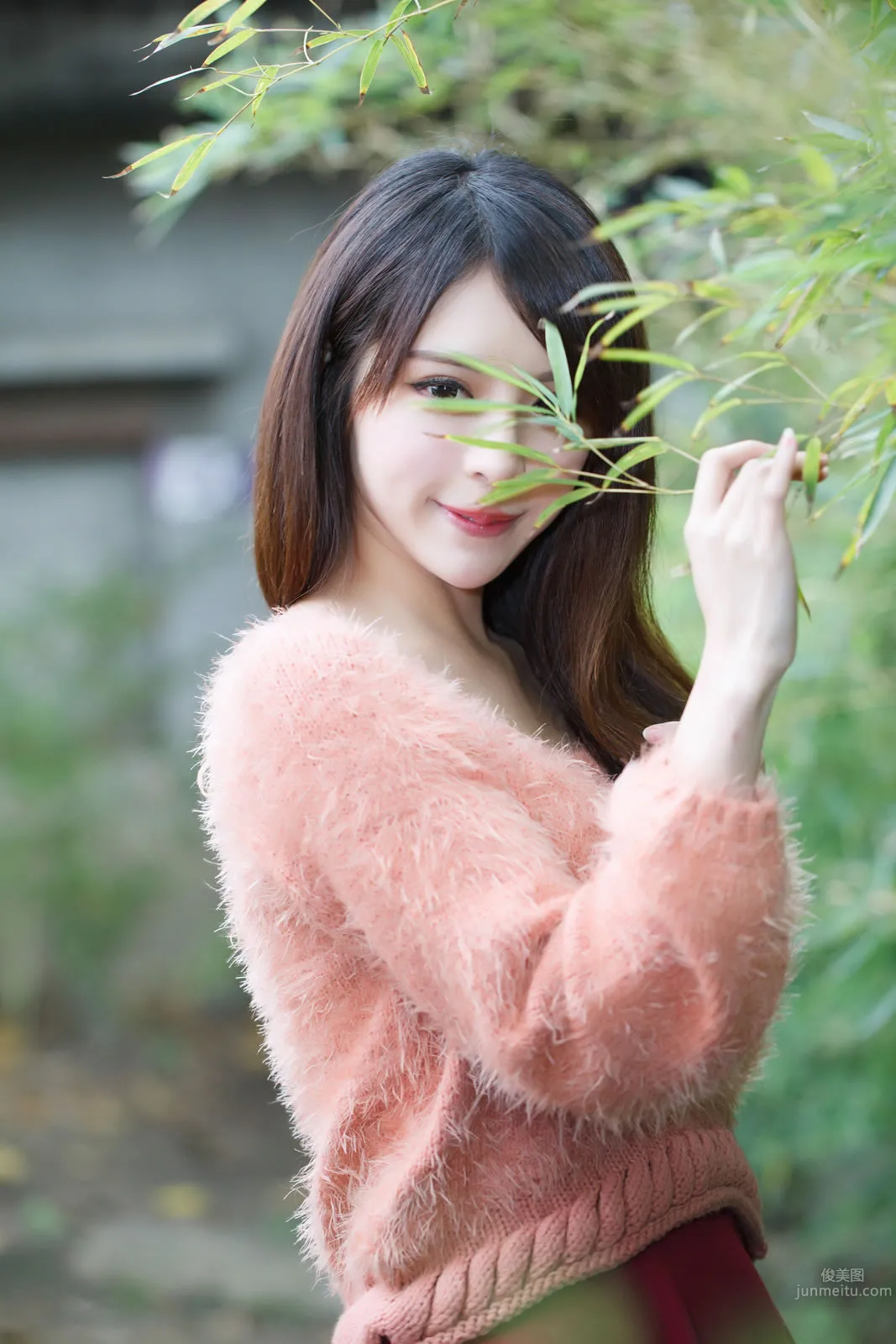 超跑女神大眼正妹张齐郡JULIE踏青外拍_149