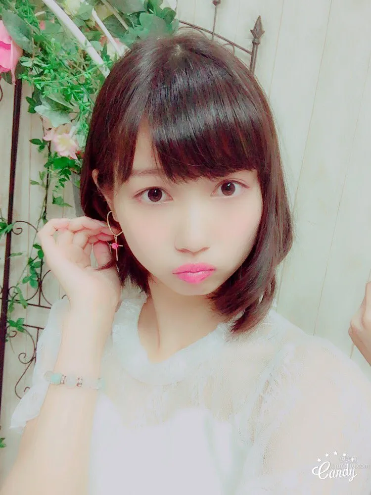 木下綾菜- 正統派美少女私房照 2