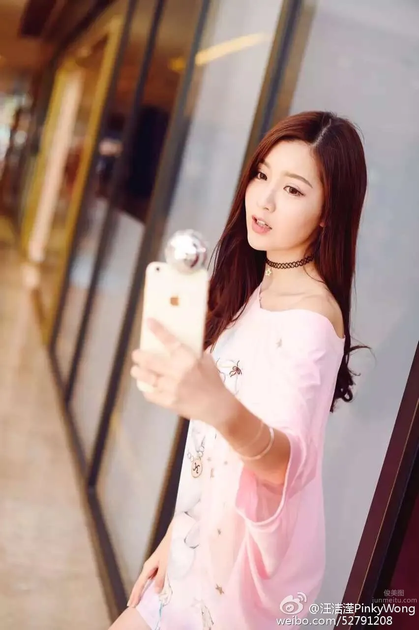 Wang Jieying: pinky photo 6