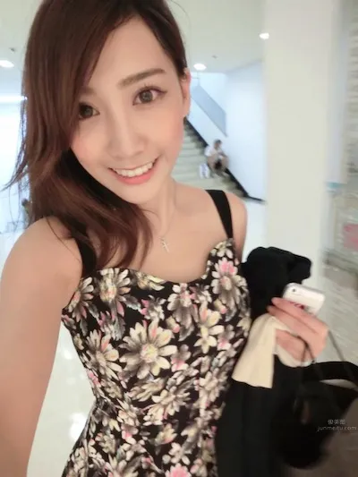鄭詩璇- 超正實踐畢業季表特月曆美女 1