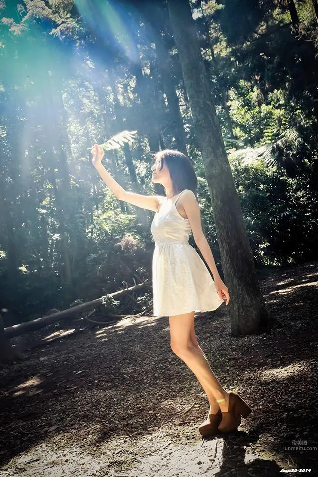 鄭詩璇- 超正實踐畢業季表特月曆美女 29