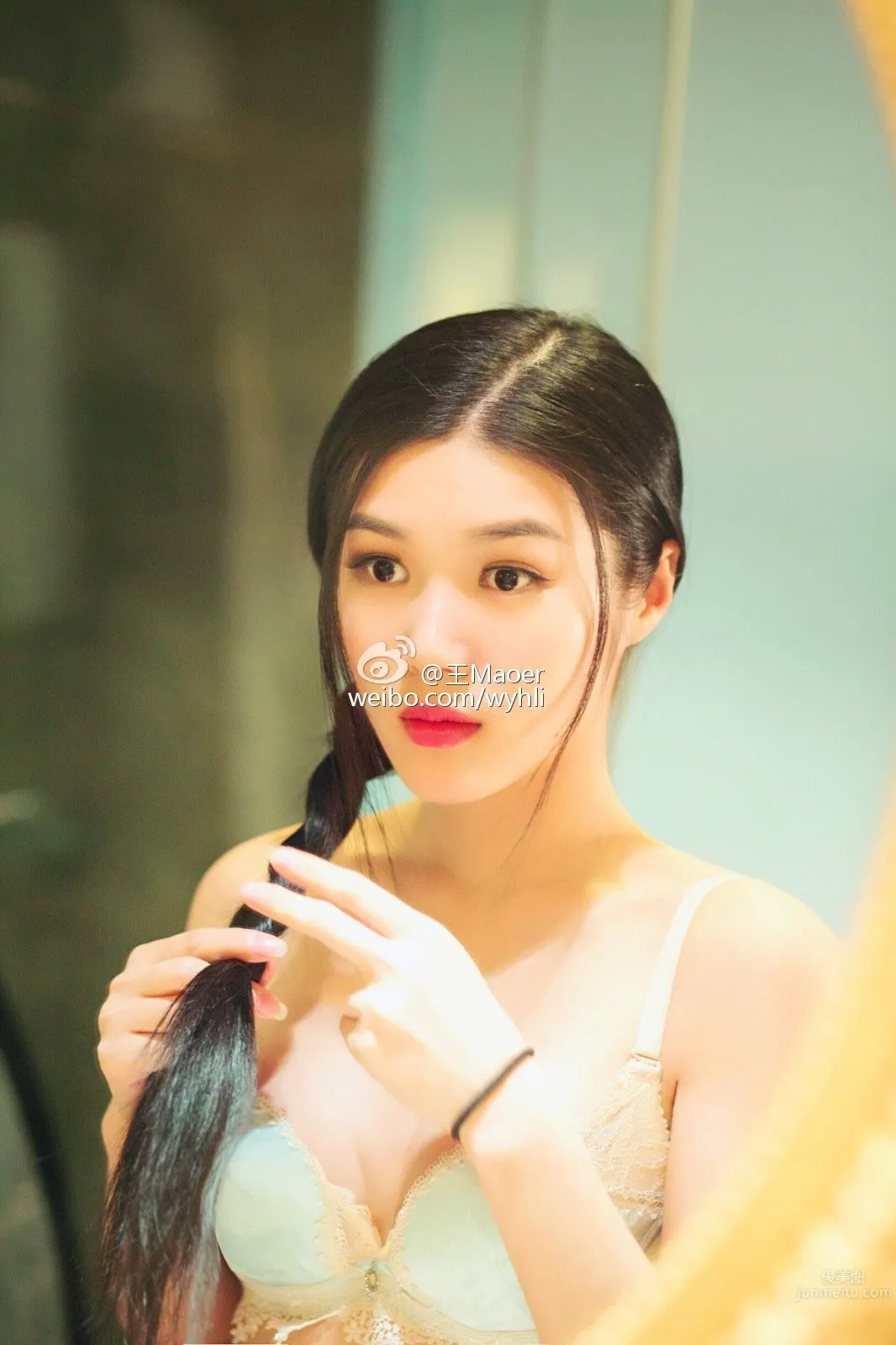 Wang Zitong Doirs - Weibo Sexy and Alluring Photos photo 28