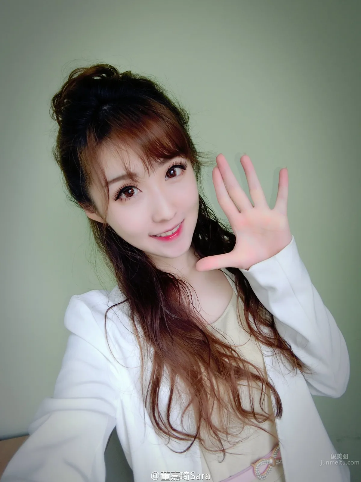 Dong Jiaqi: Sara photo 4