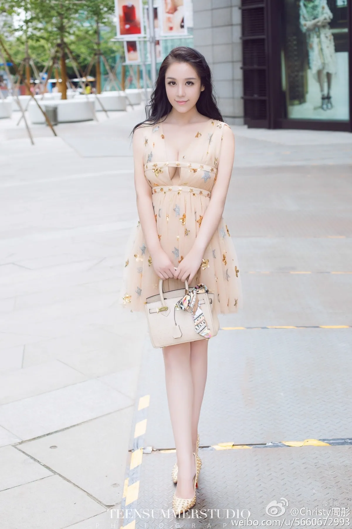 Christy Zhoutong - Elegant Mature Woman Private Shoot photo 14