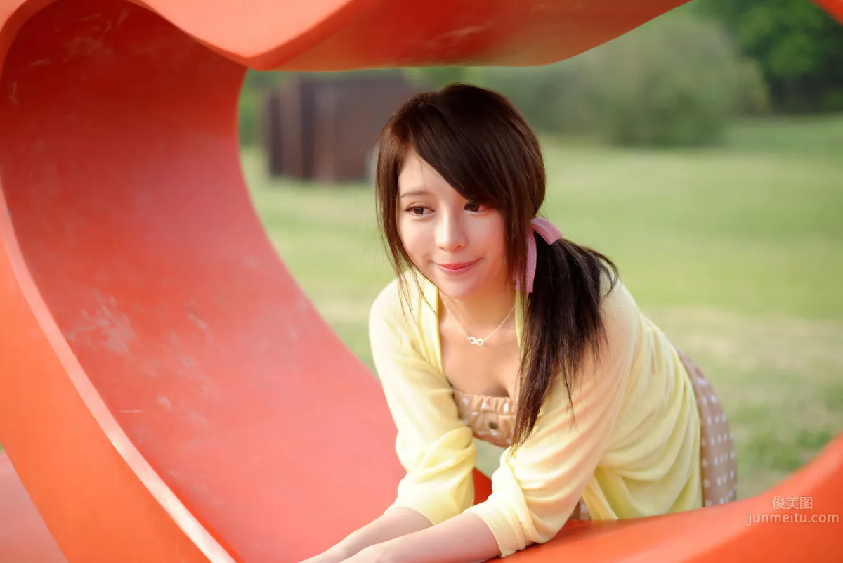 超跑女神大眼正妹张齐郡JULIE踏青外拍_109