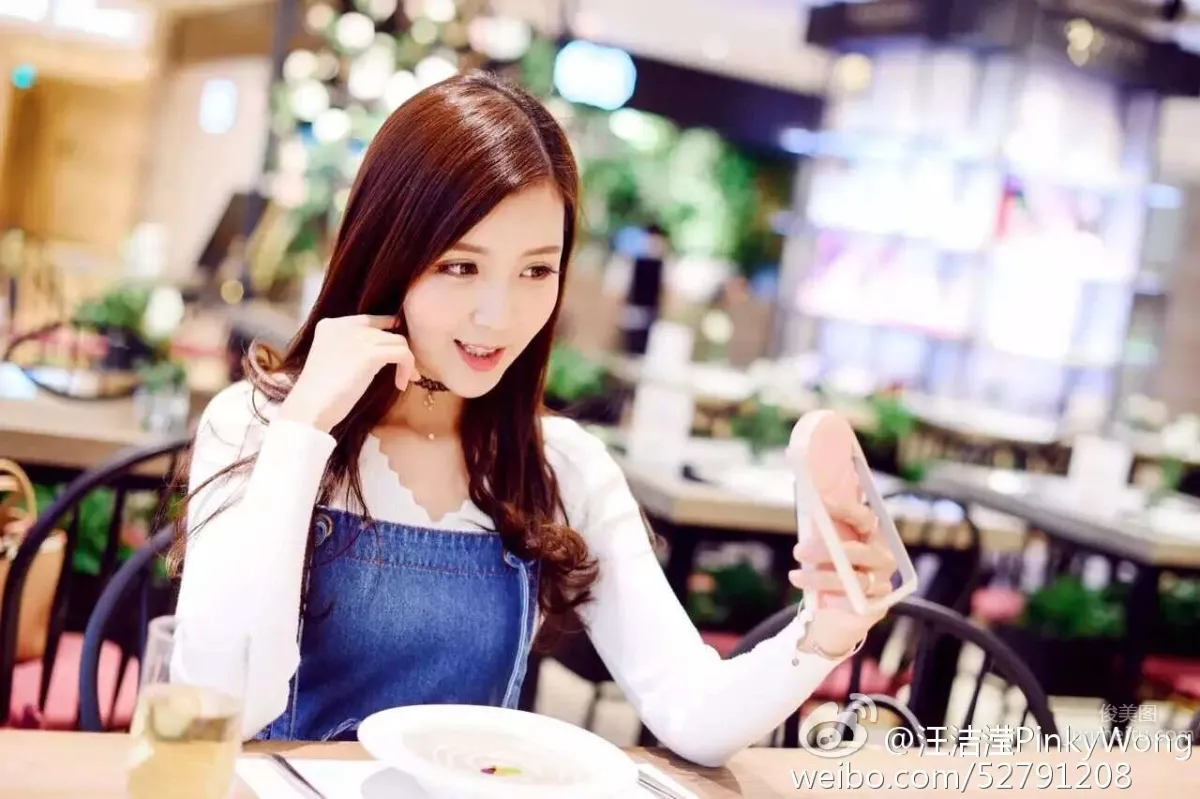 Wang Jieying: pinky photo 11