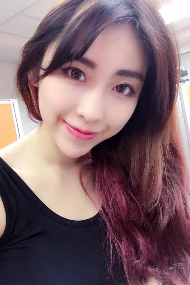 Zhang Daibi - Shih Hsin University Sweet D-Cup Hot Girl Private Shoot photo 25