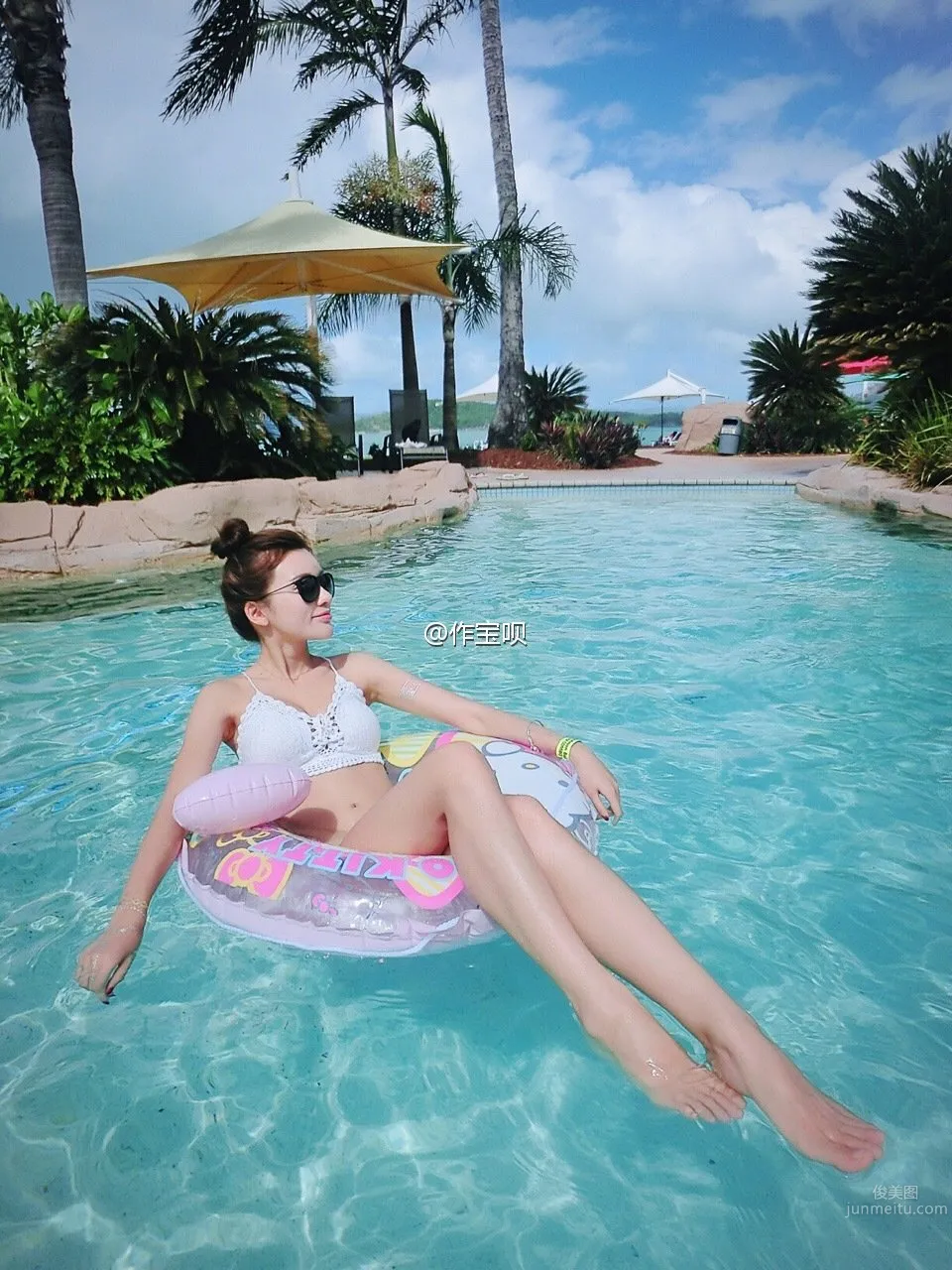 Jia Zhen - Big-Eyed Girl Fresh Bikini Beautiful Photos photo 21