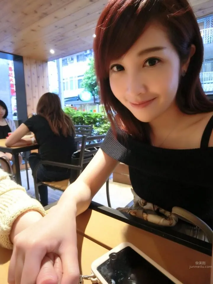 Huang Ruowei Vivi, Big-Eyed Elegant Female Anchor Private Shoot photo 6