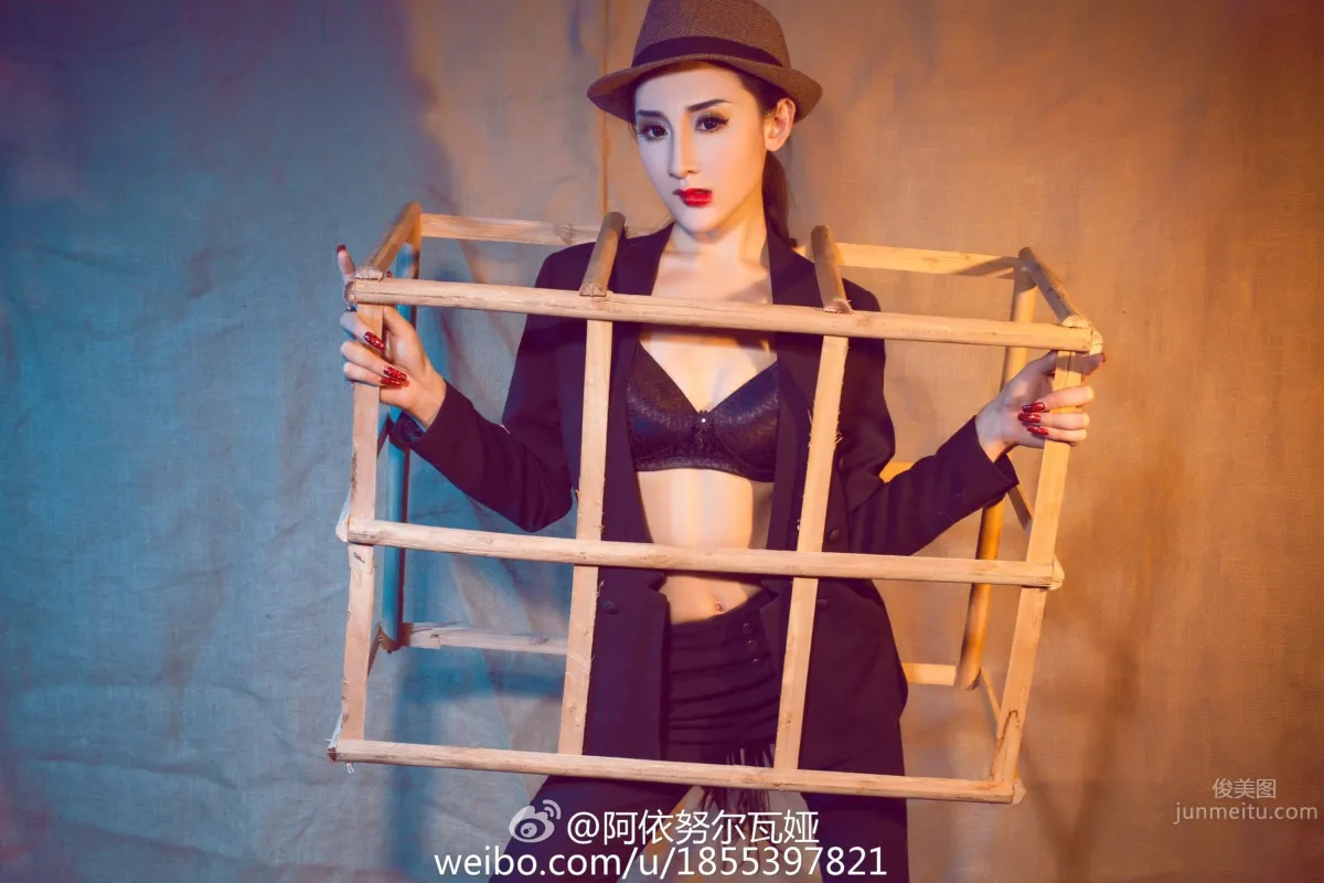 阿依努爾瓦娅- 微博私房寫真 29