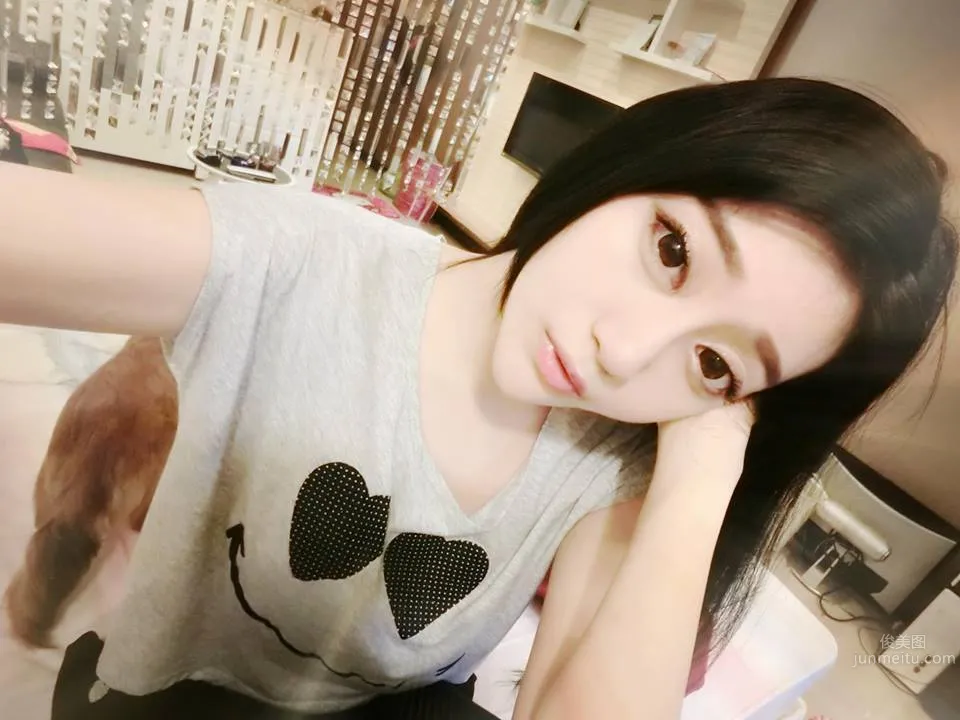 Mina Liu (Hua Hua) - The Super Charming 34C Sexy Bombshell photo 7