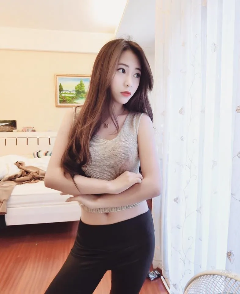 Chih Yu Chen - Striking Electric-Eyed Beauty with a Killer Figure photo 28