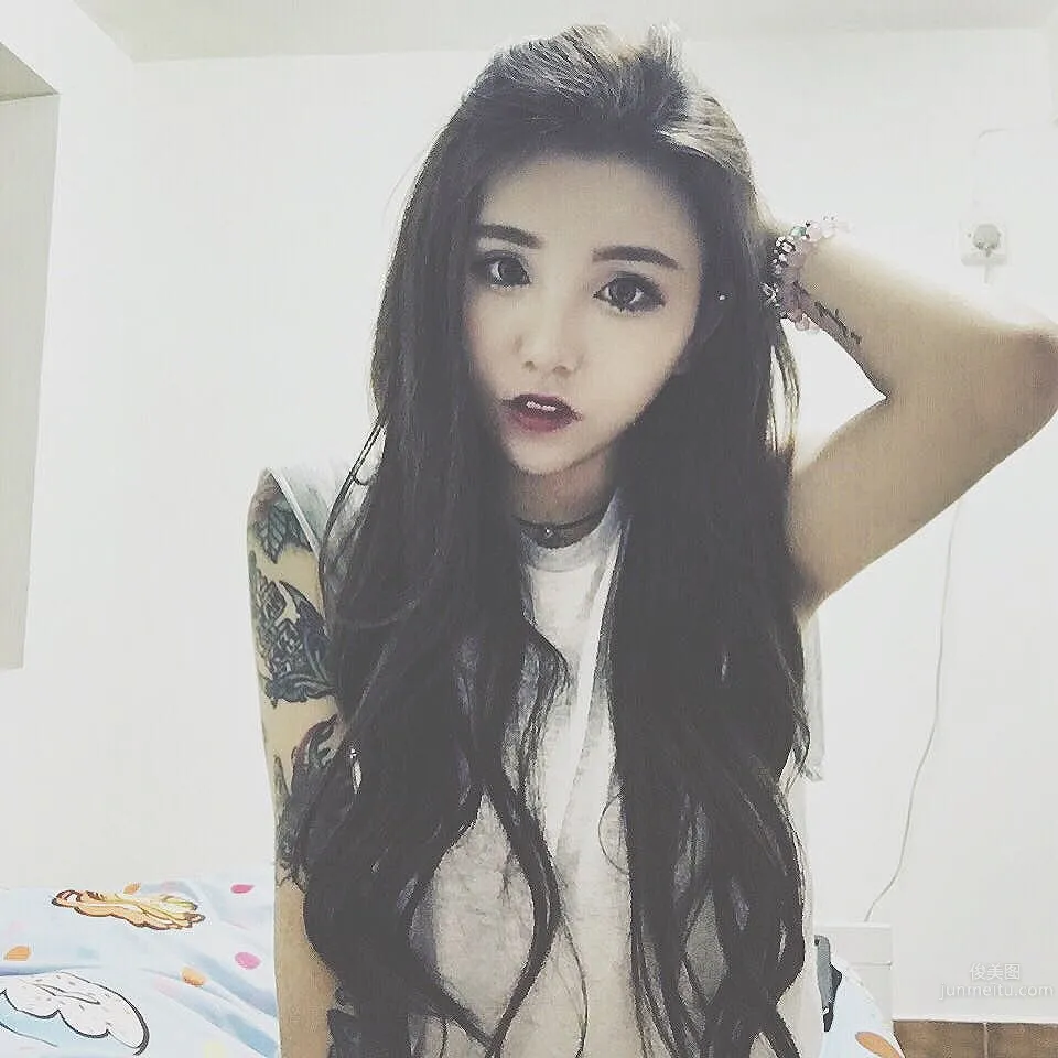 石希露Olga Shek- F级身材纹身女郎_10