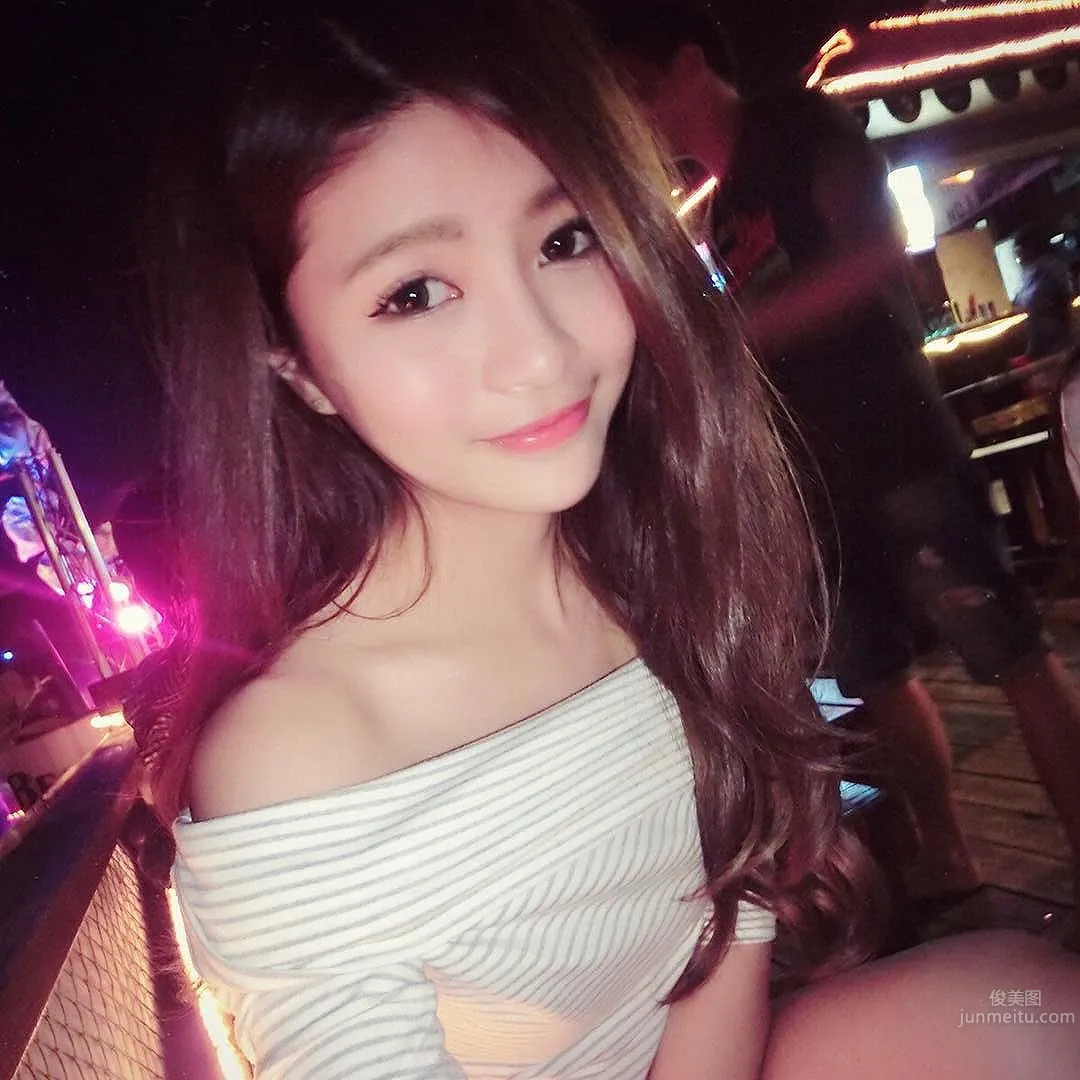 Momo Maomao, Sweet and Elegant Counter Girl Private Beautiful Photos photo 25