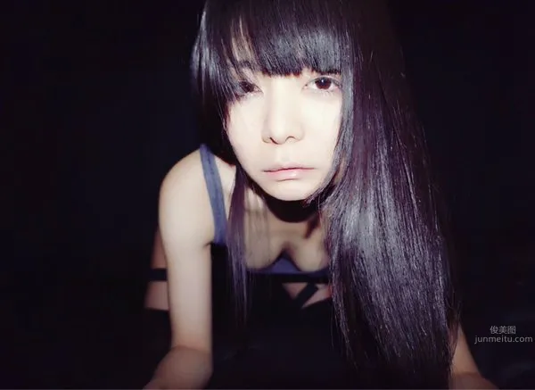 真缟花栗鼠- 骨感美人私房寫真 22