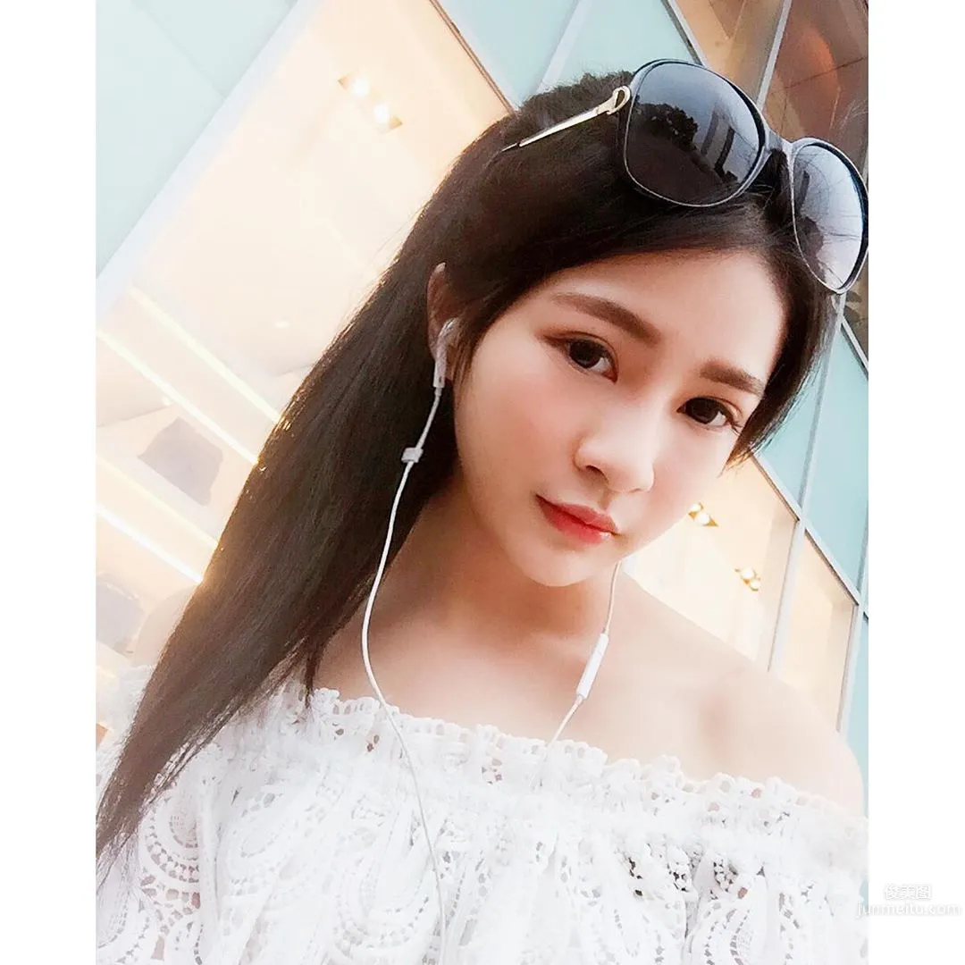 Momo Maomao, Sweet and Elegant Counter Girl Private Beautiful Photos photo 28