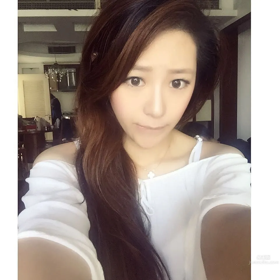 Dora Wang- 身形满分的IG正妹_8
