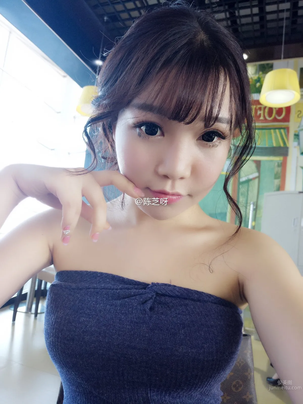Zhizhi Booty - Playful Female Streamer Private Shoot photo 24
