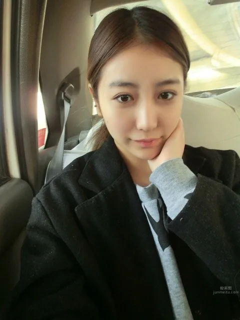 膜法少女小董- 陽光小美女私房照 25