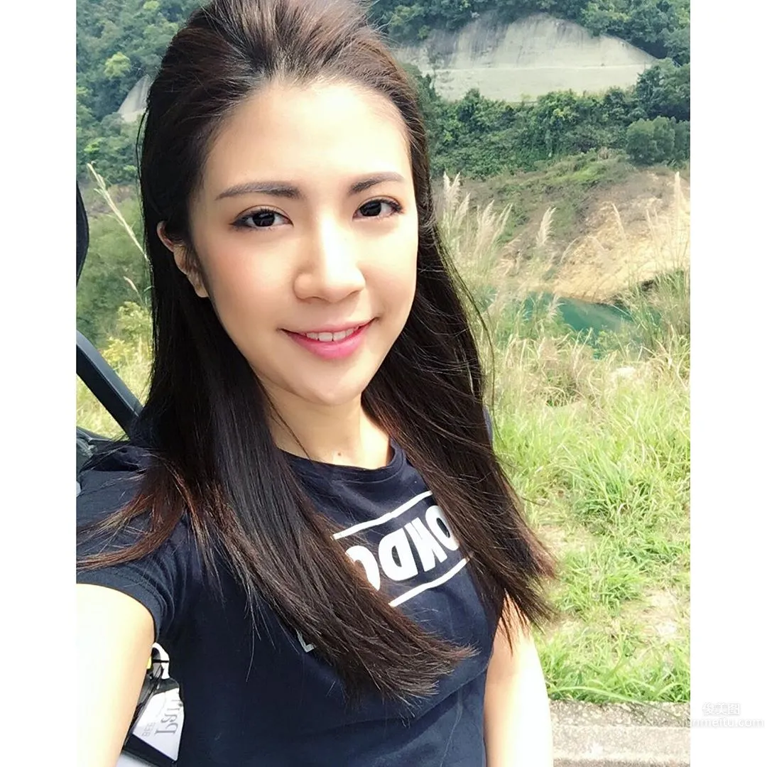 Yu Yisi Yoshi Yu - Fitness Model Shows Off Her Good Figure photo 12