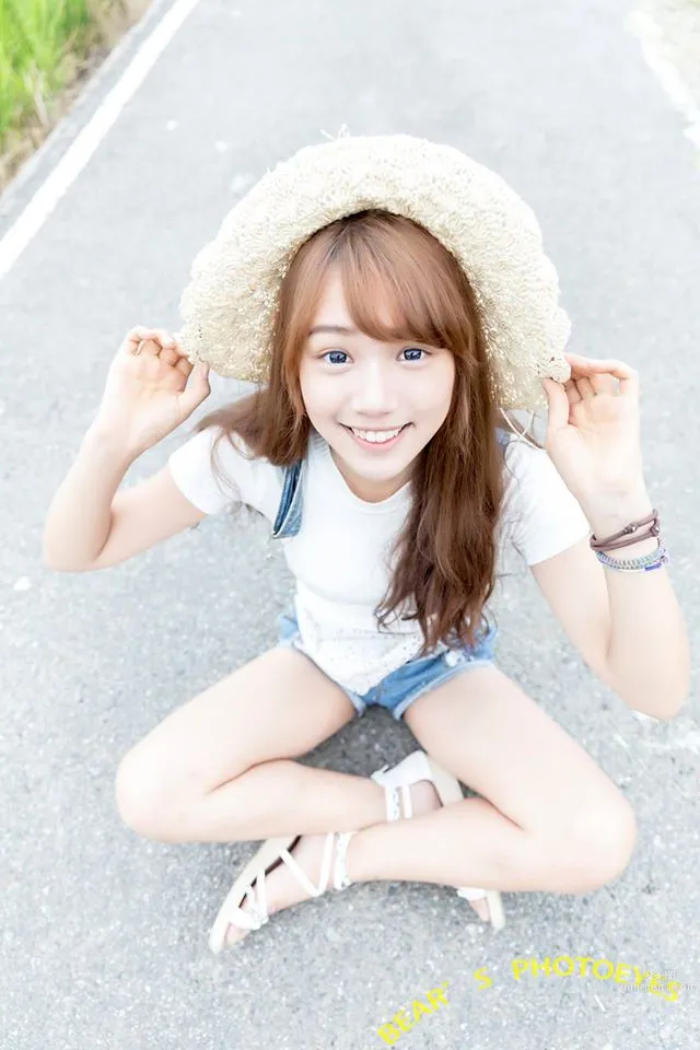 Lv Jialing, Super Cute Fuxing High School Japanese-Style School Beauty photo 8